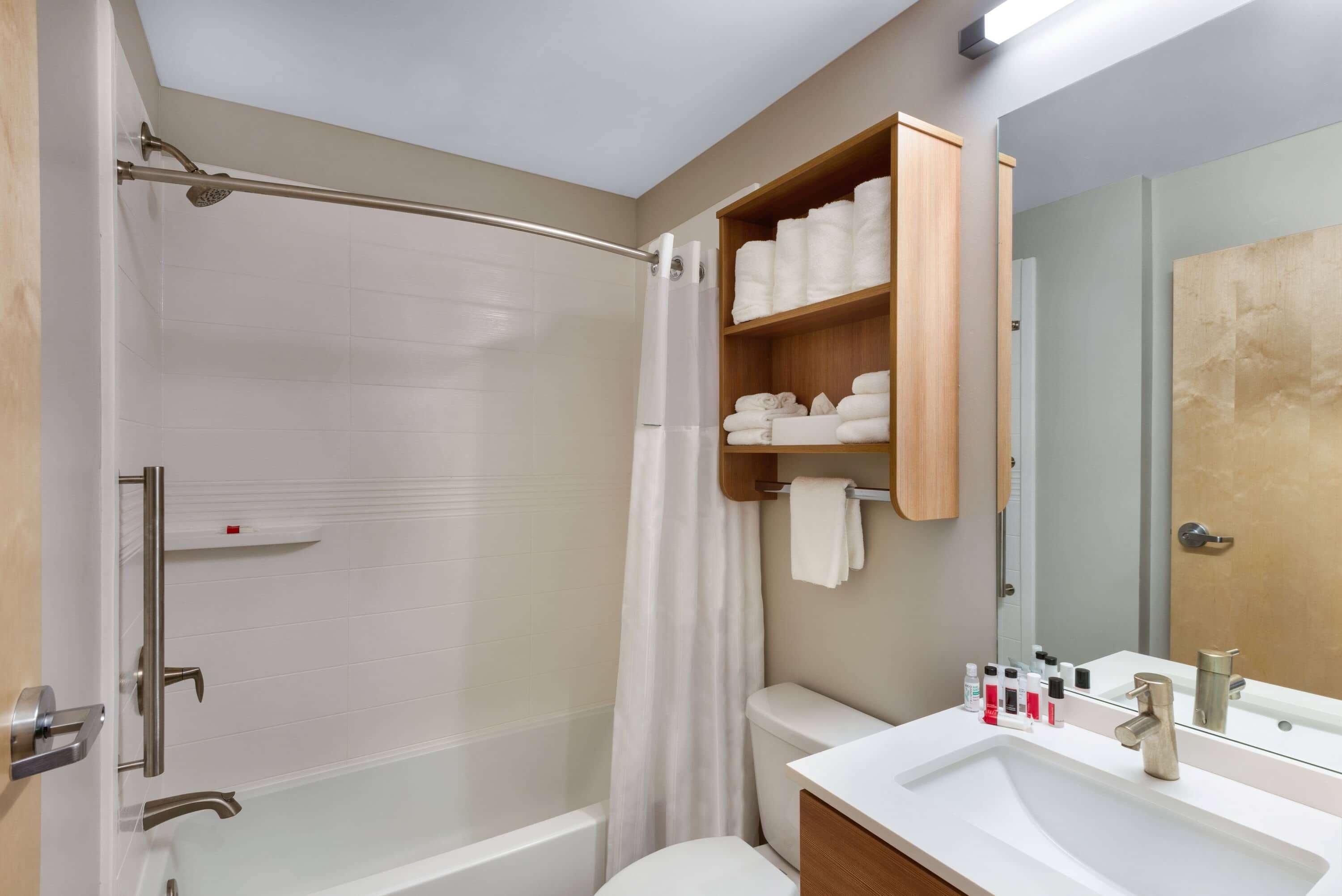 Microtel Inn & Suites By Wyndham Farmington Екстериор снимка