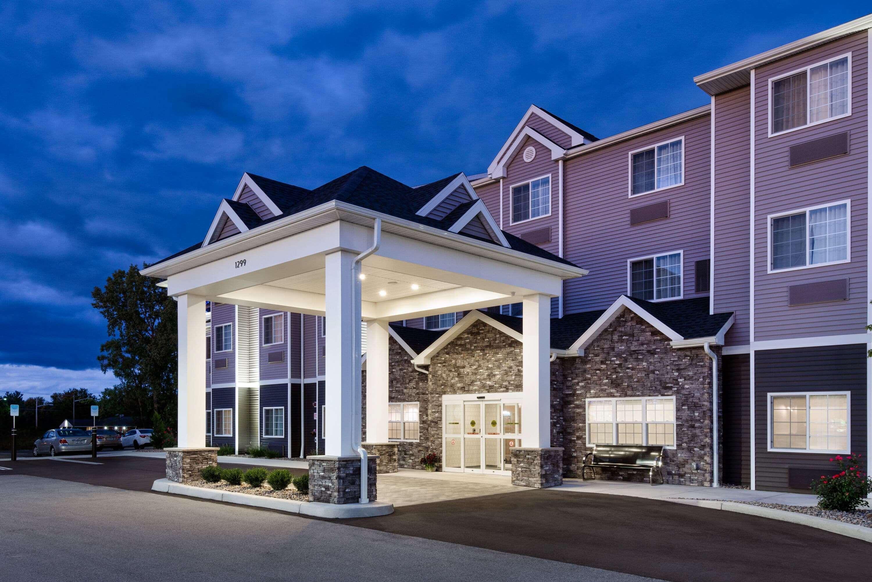 Microtel Inn & Suites By Wyndham Farmington Екстериор снимка